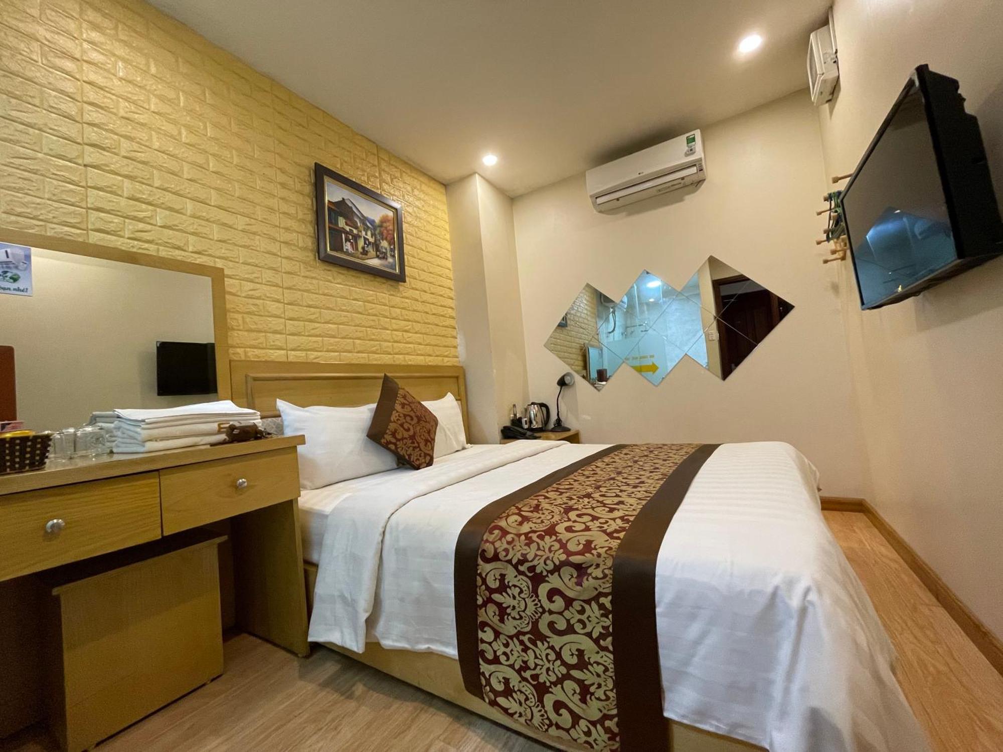Mely Hotel Ha Noi Hanoi Exterior photo