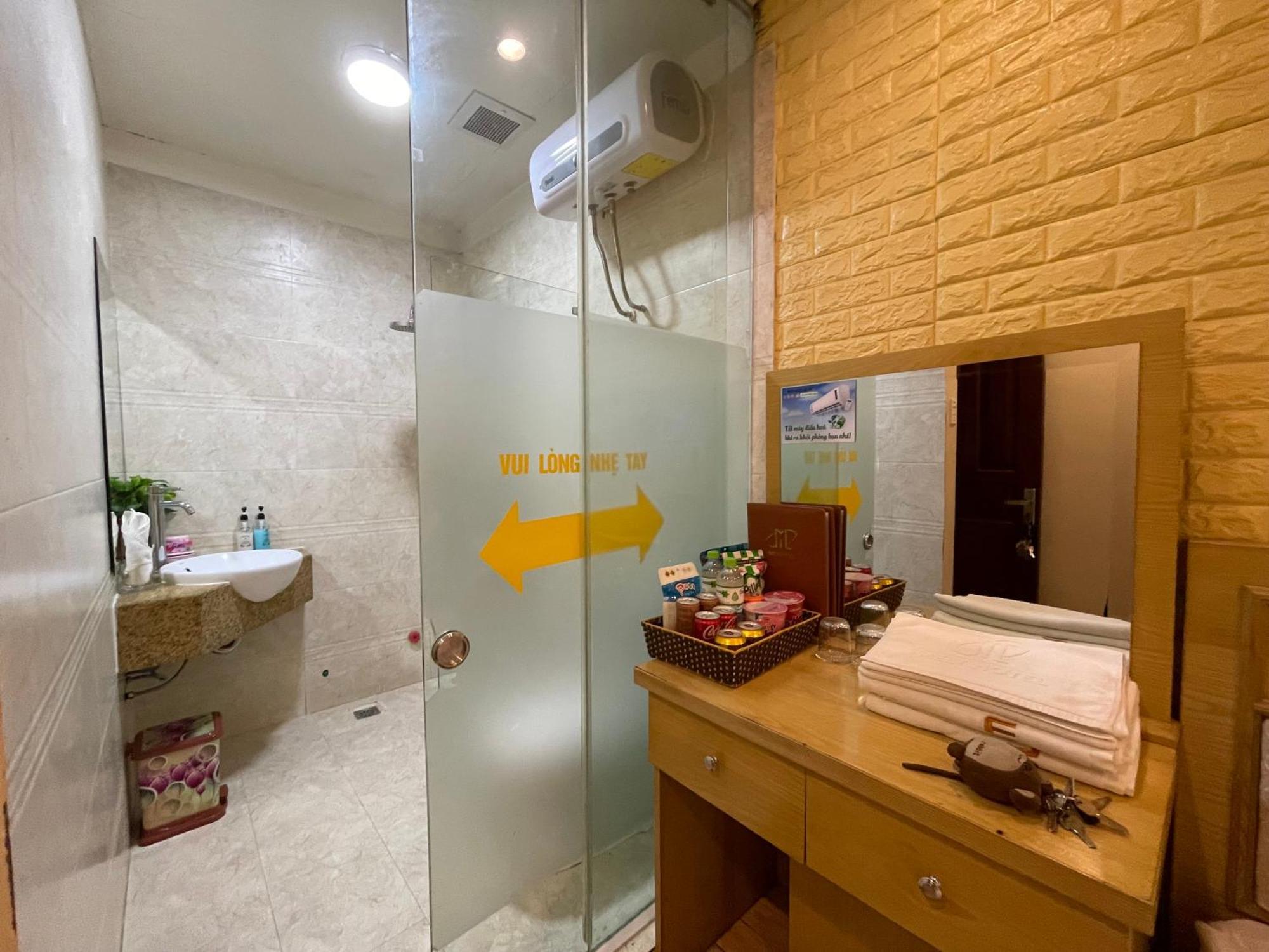 Mely Hotel Ha Noi Hanoi Exterior photo