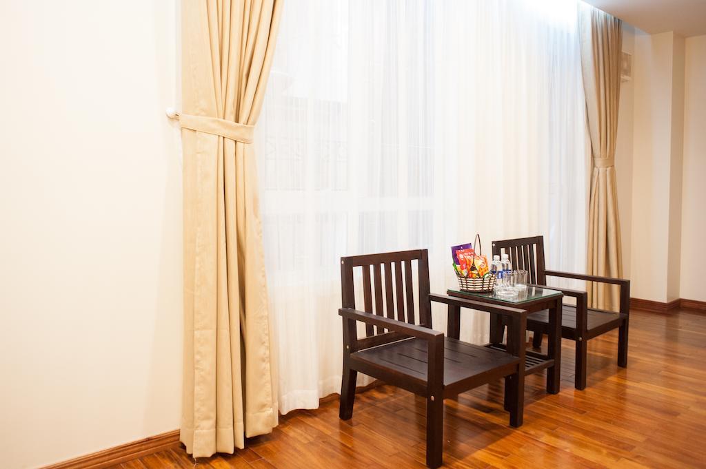 Mely Hotel Ha Noi Hanoi Exterior photo
